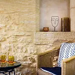 Le Clos Vallis 3*
