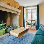 Le Clos Vallis 3*