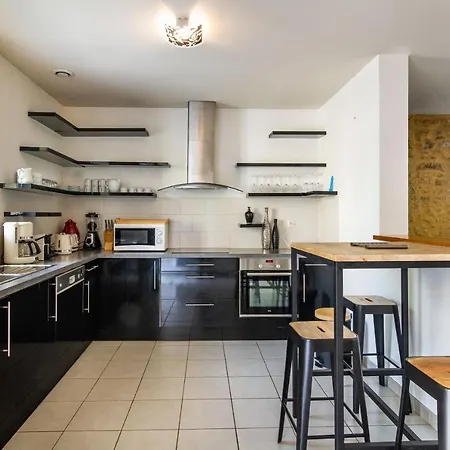 לינה וארוחת בוקר Le Clos Vallis