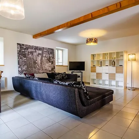 לינה וארוחת בוקר Le Clos Vallis