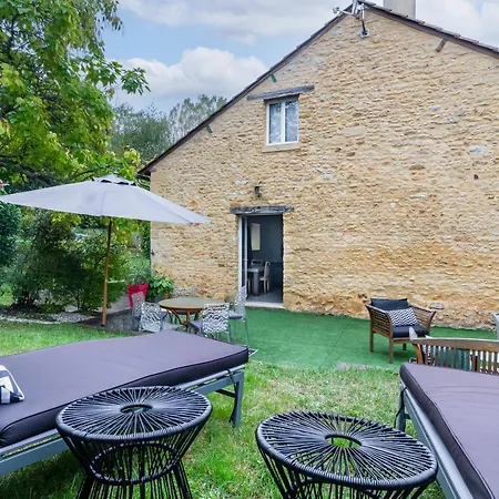 Le Clos Vallis לינה וארוחת בוקר סרלה-לה קנדה