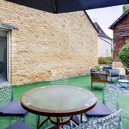 לינה וארוחת בוקר Le Clos Vallis