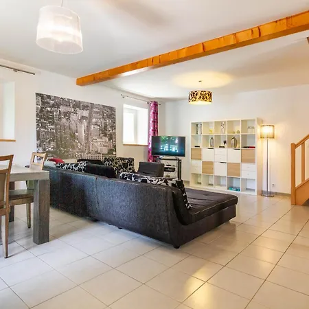 לינה וארוחת בוקר Le Clos Vallis