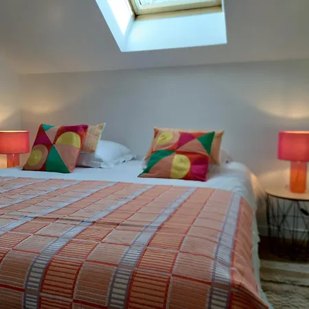 לינה וארוחת בוקר Le Clos Vallis סרלה-לה קנדה